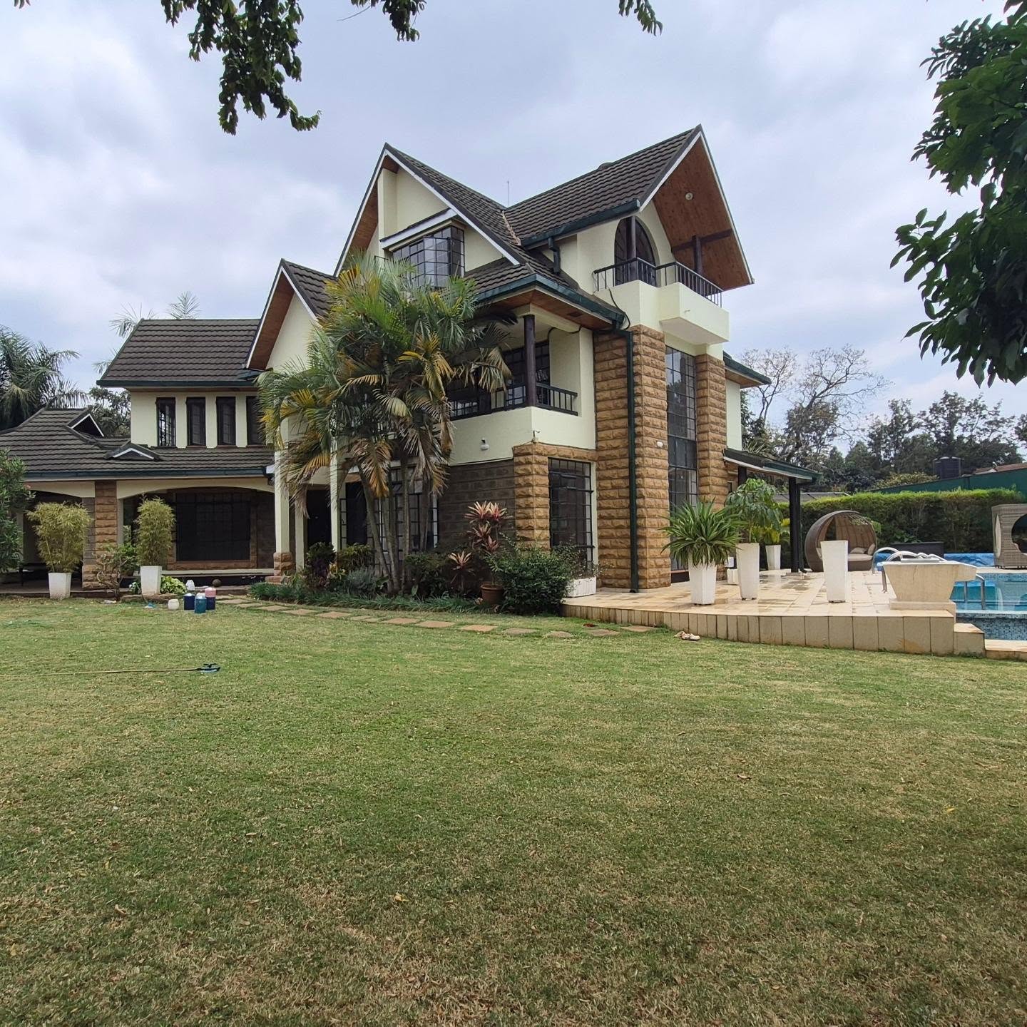 4 Bedroom House For Sale In Nairobi thumbnail 2