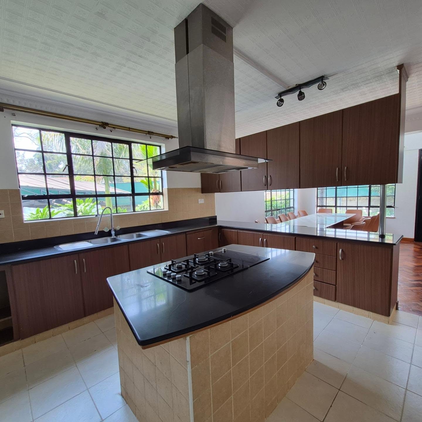 4 Bedroom House For Sale In Nairobi thumbnail 4