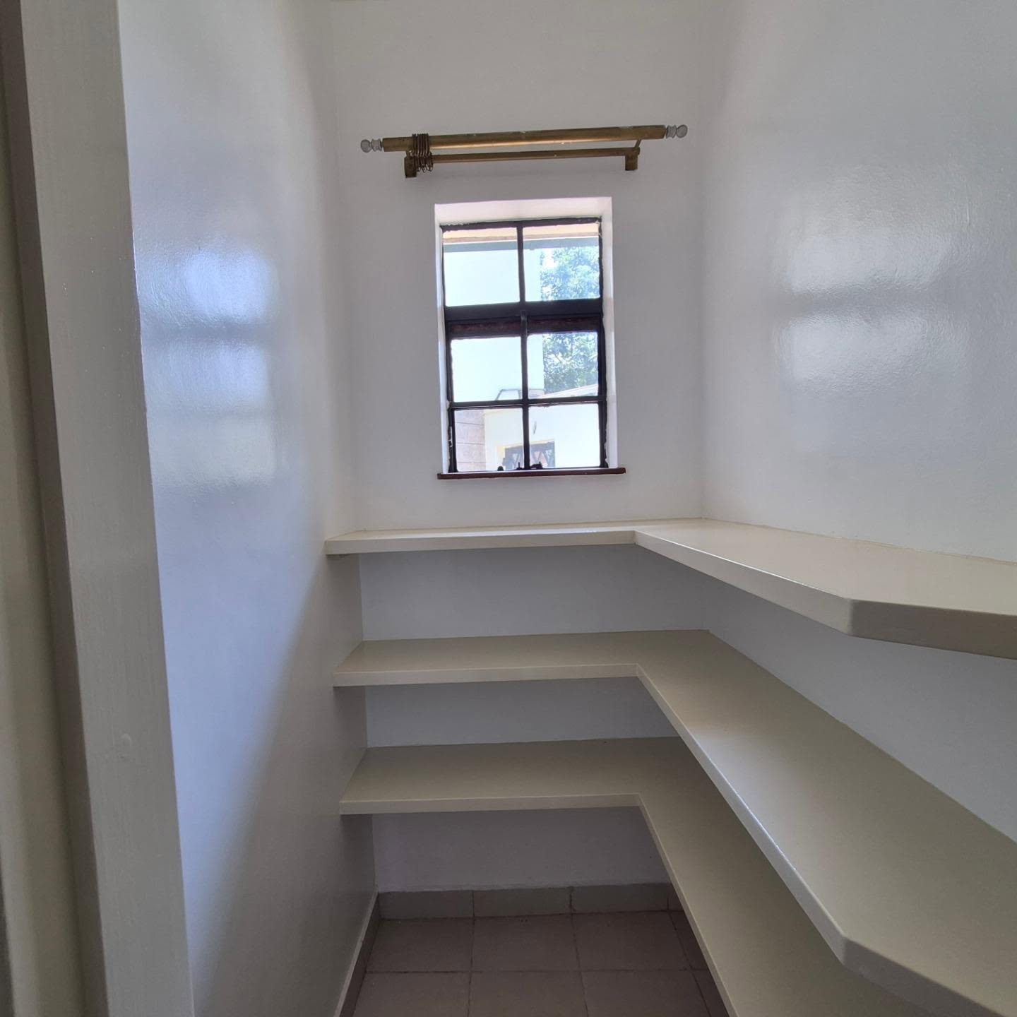 4 Bedroom House For Sale In Nairobi thumbnail 5
