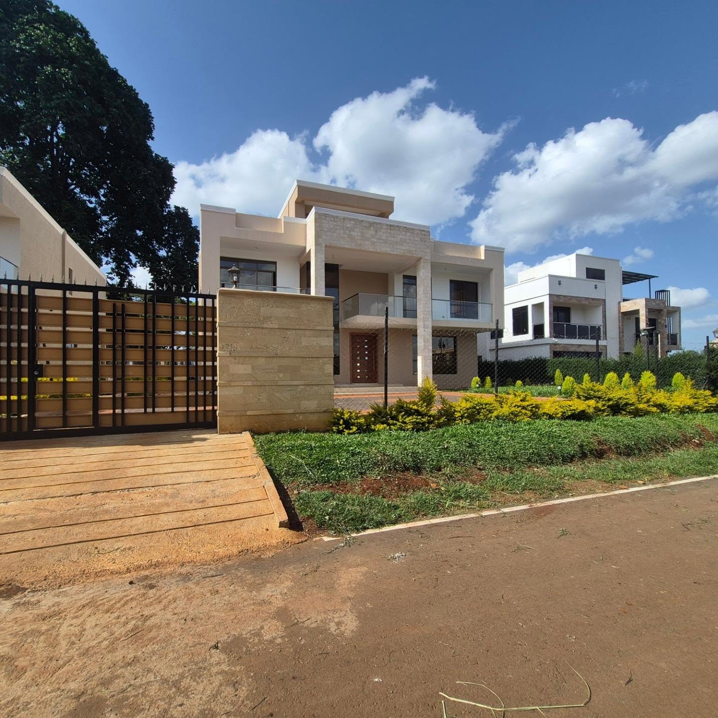 4-Bedroom Villa for Sale in Kiambu thumbnail 2