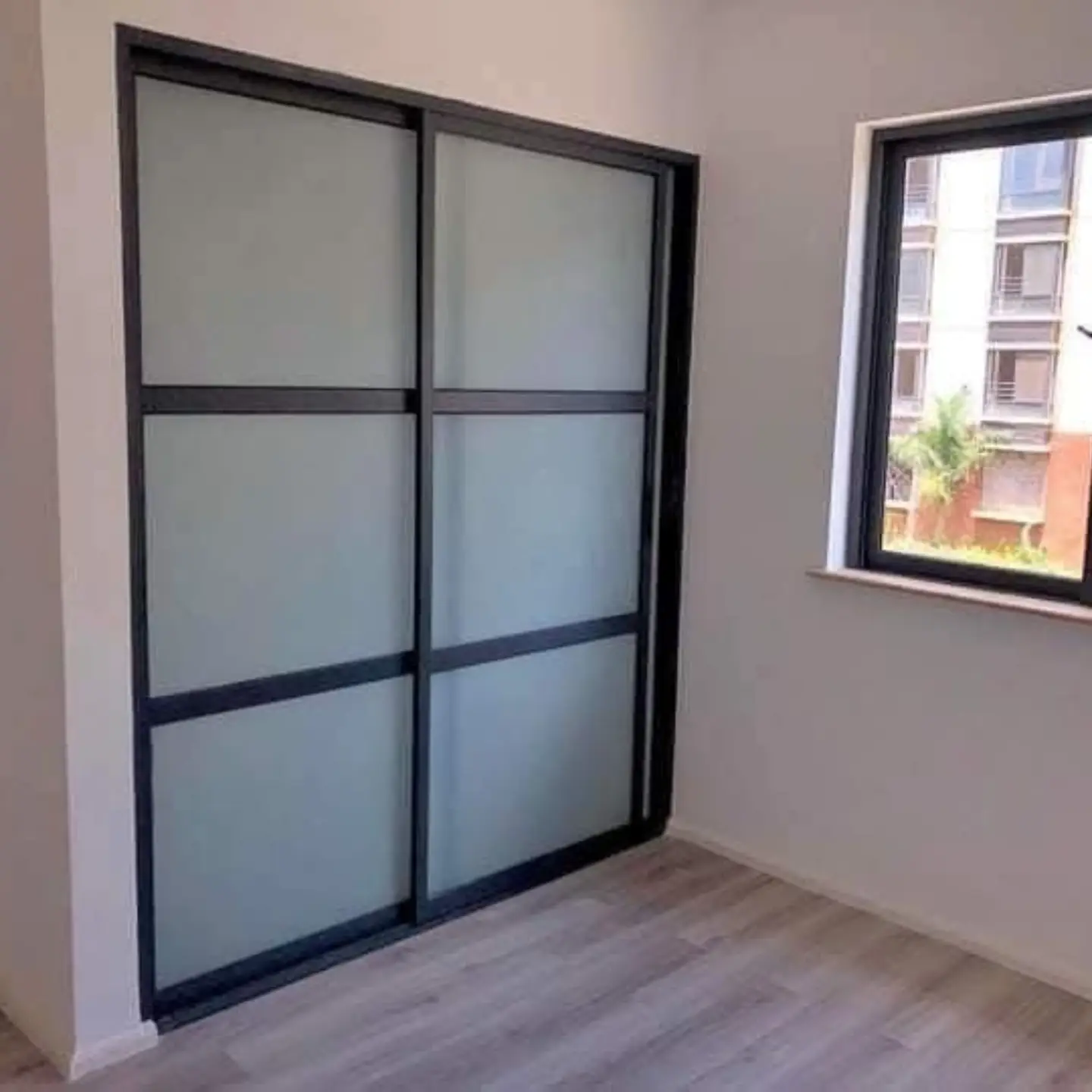 2 bedroom apartments For Sale thumbnail 4
