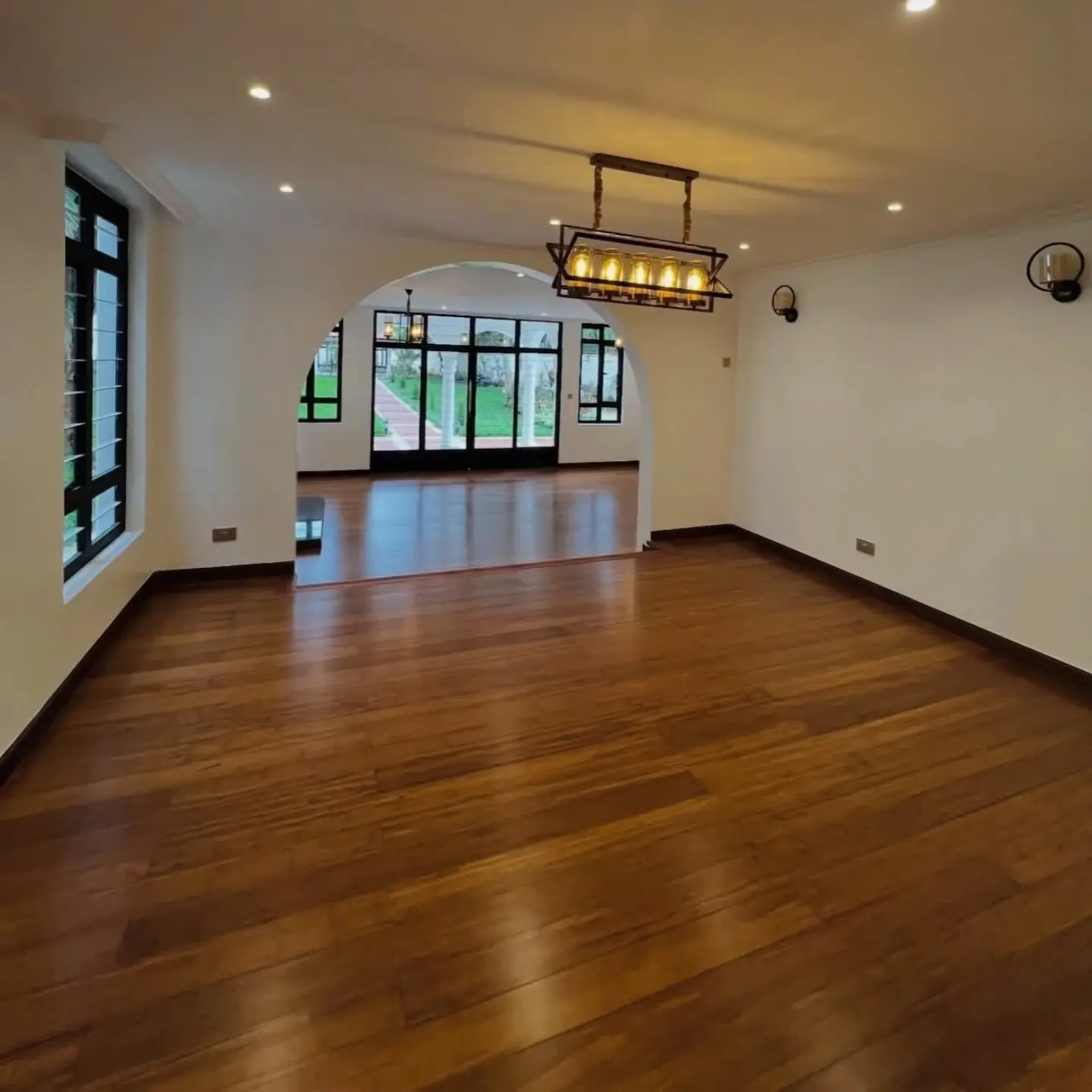 6 Bedroom House for Sale in Runda thumbnail 17