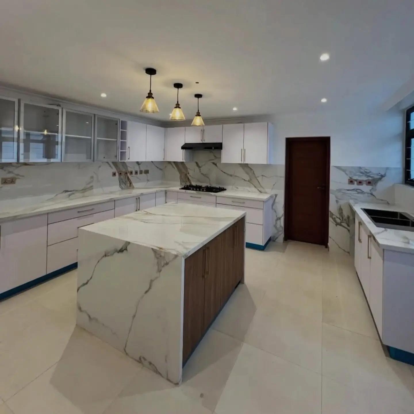6 Bedroom House for Sale in Runda thumbnail 18