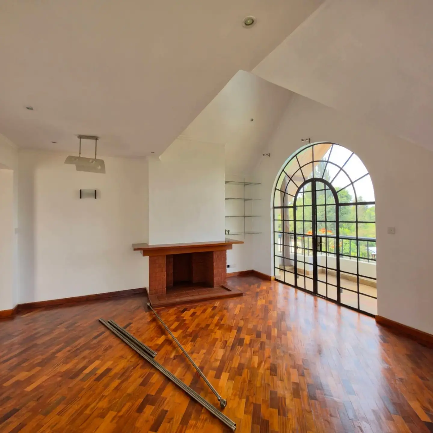 4 Bedroom Luxury home for sale in Nairobi thumbnail 6