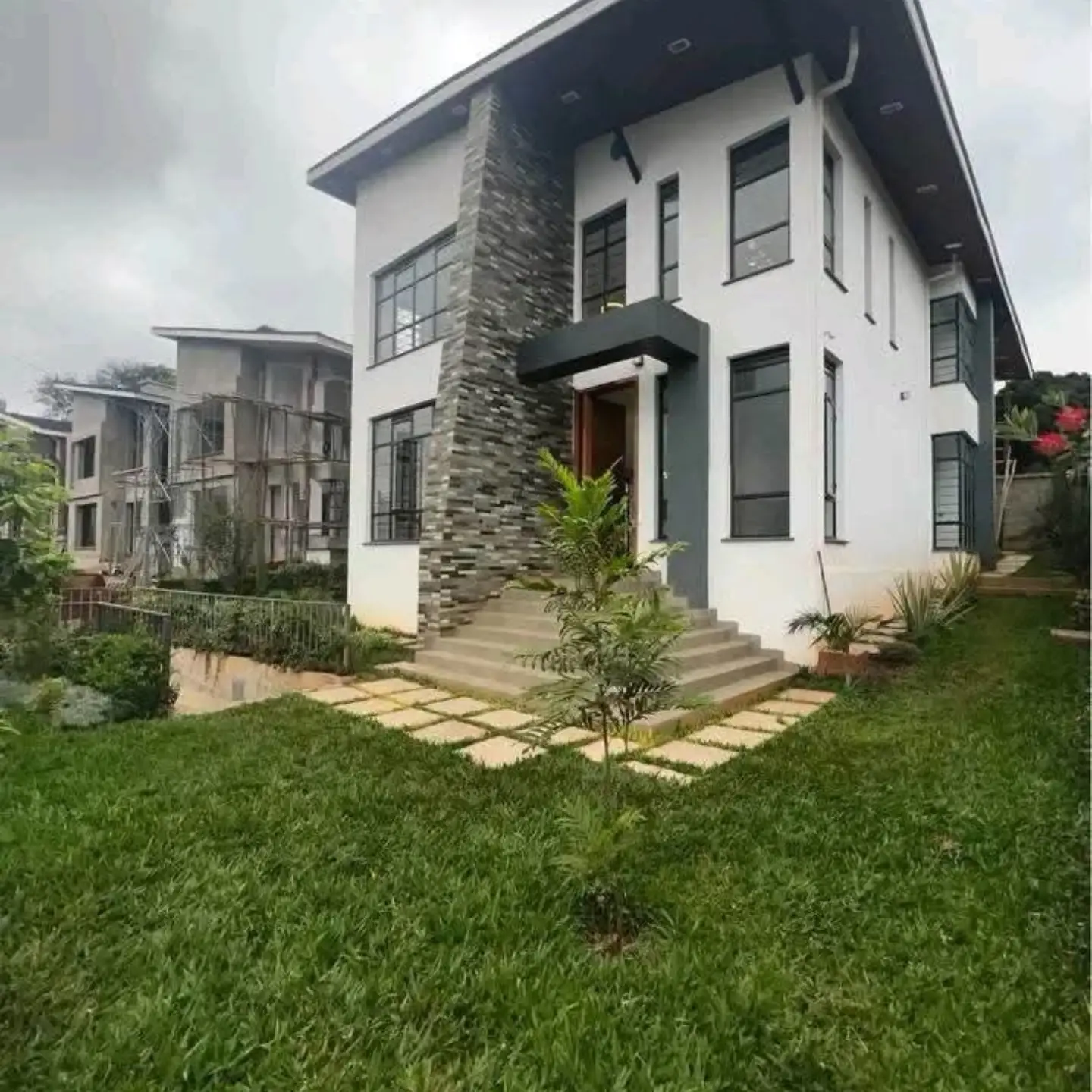 4, 5 & 6-Bedroom Maisonette for Sale in Nairobi — Muhuri Road, Nairobi