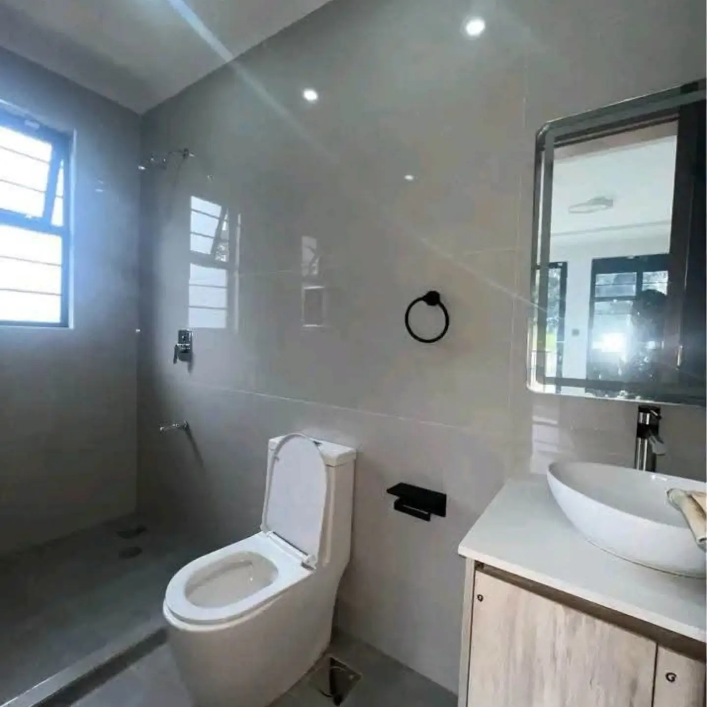 4, 5 & 6-Bedroom Maisonette for Sale in Nairobi thumbnail 4