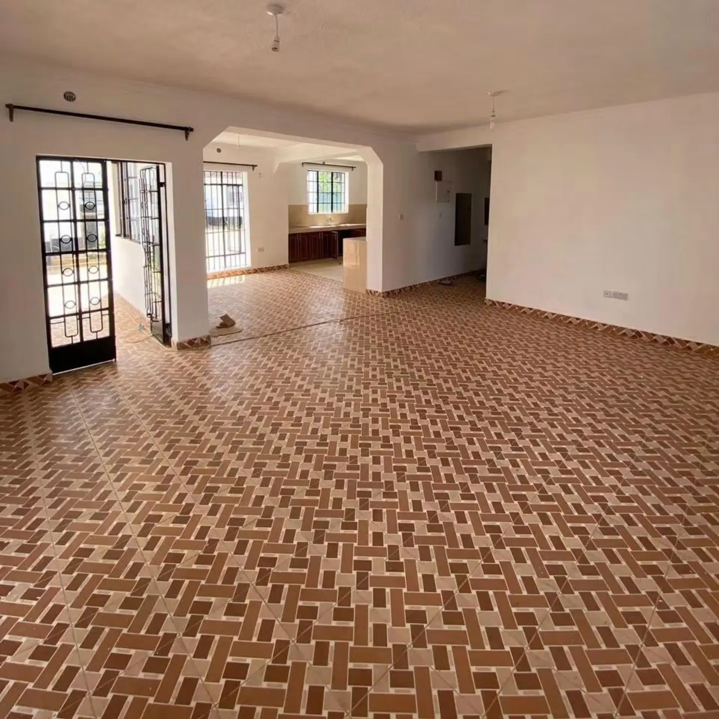 5 Bedroom + DSQ Villa For Rent thumbnail 14