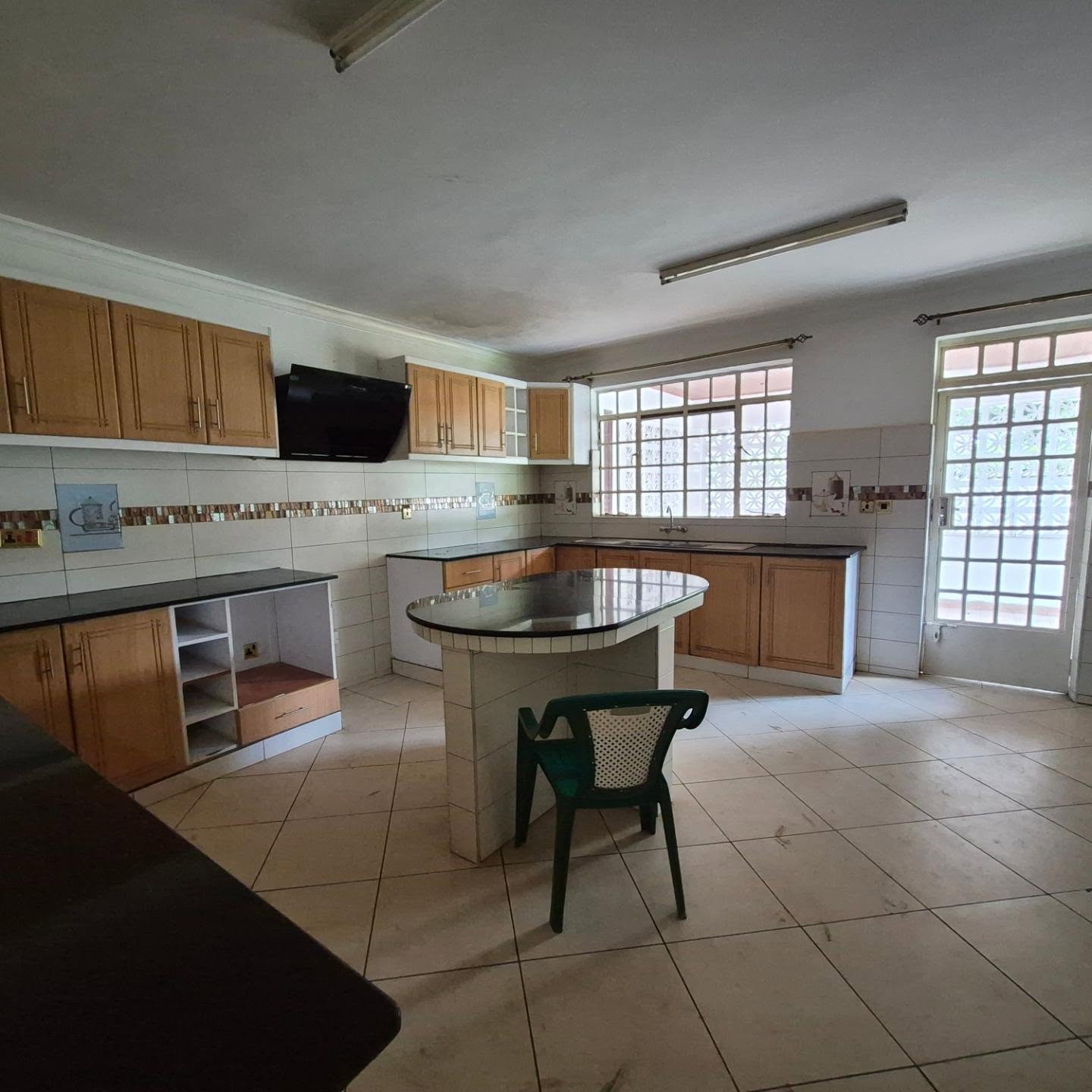 5 Bedroom House plus Dsq For Rent In Runda thumbnail 9