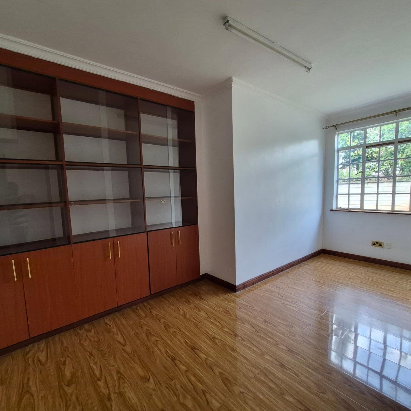 5 Bedroom House plus Dsq For Rent In Runda thumbnail 17