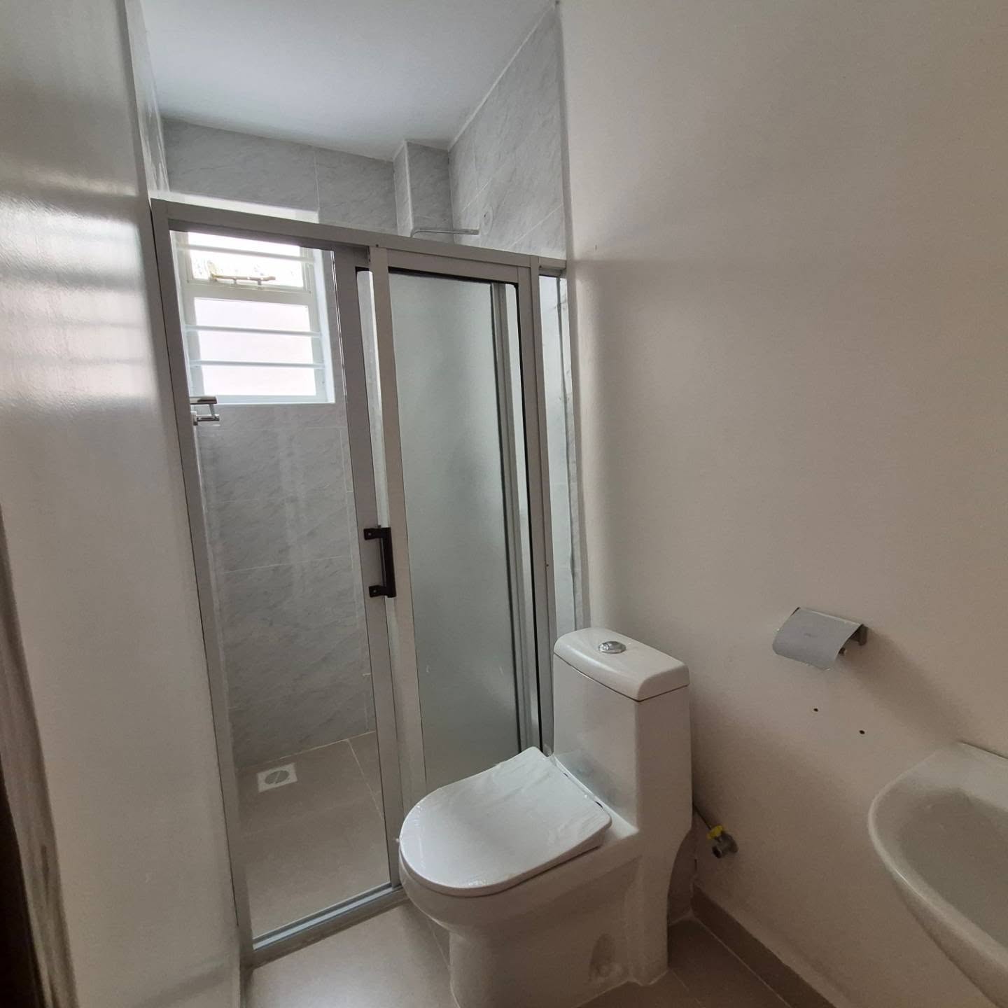 4-bedroom all-ensuite maisonette thumbnail 11