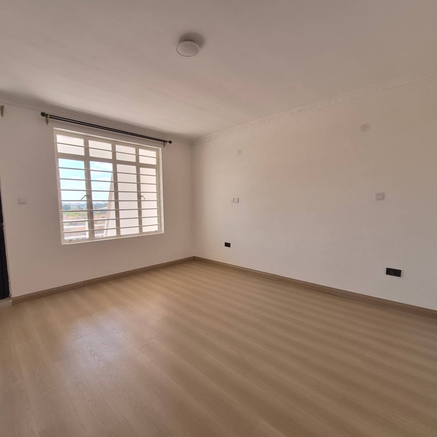 4-bedroom all-ensuite maisonette thumbnail 13