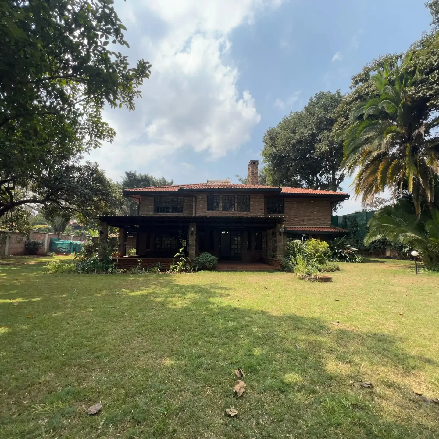 5-Bedroom Townhouse for Rent thumbnail 2