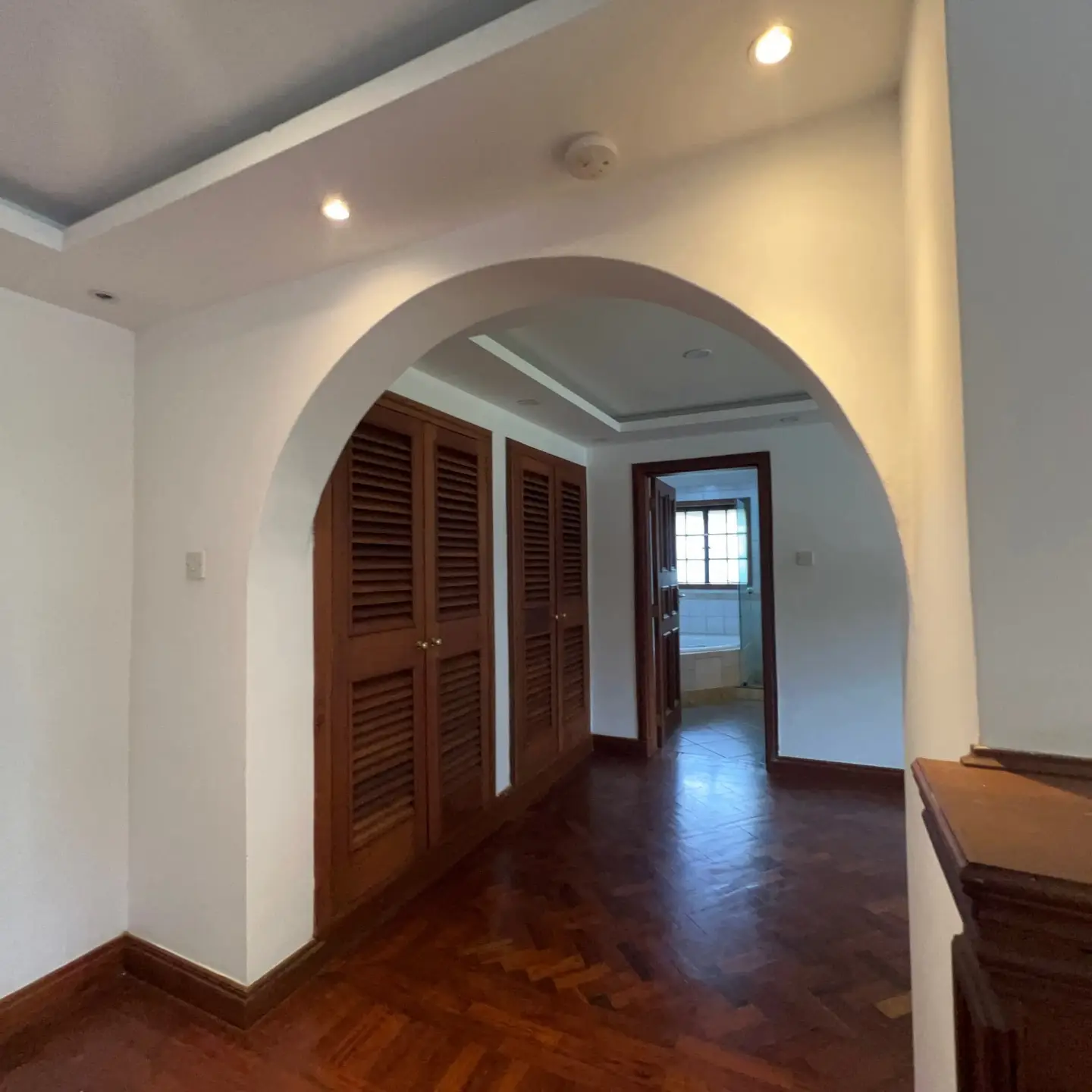 5-Bedroom Townhouse for Rent thumbnail 12