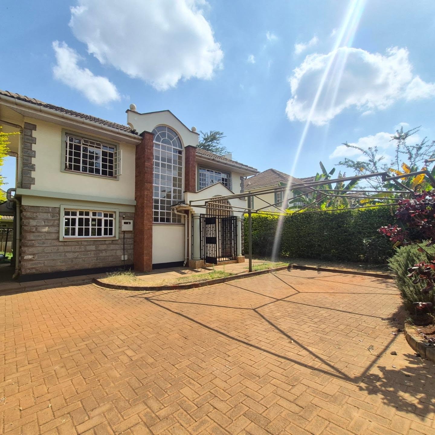 Luxury 4 Bedroom House for Sale on Kiambu Road thumbnail 2