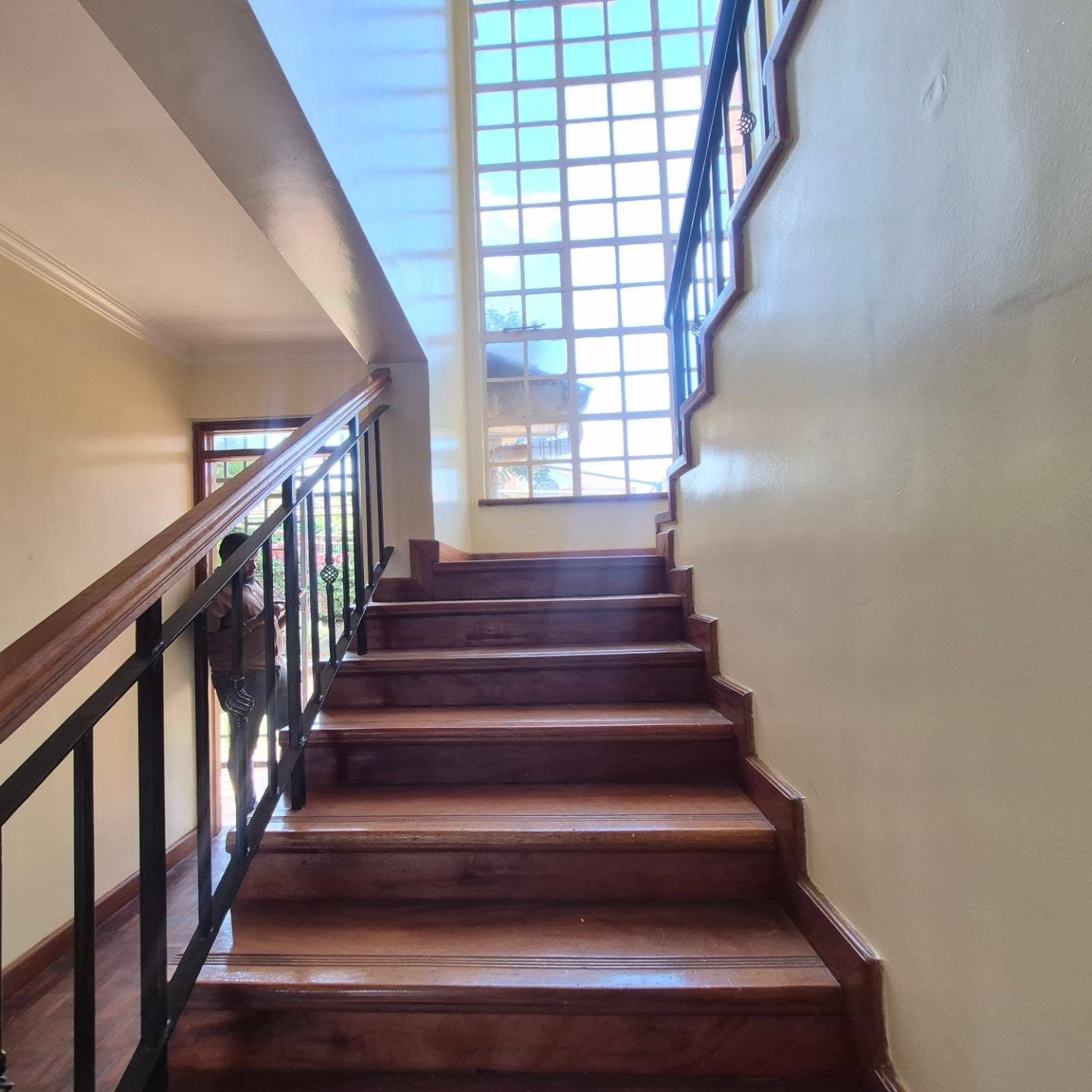 Luxury 4 Bedroom House for Sale on Kiambu Road thumbnail 17