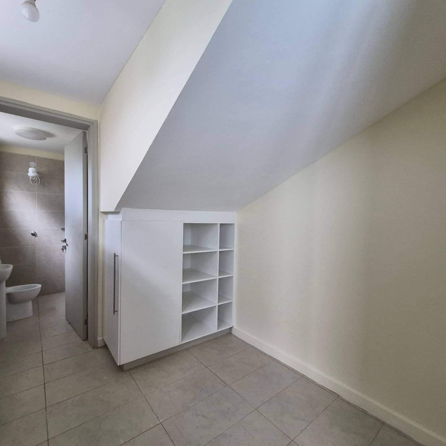 4 Bedroom Townhouse thumbnail 6