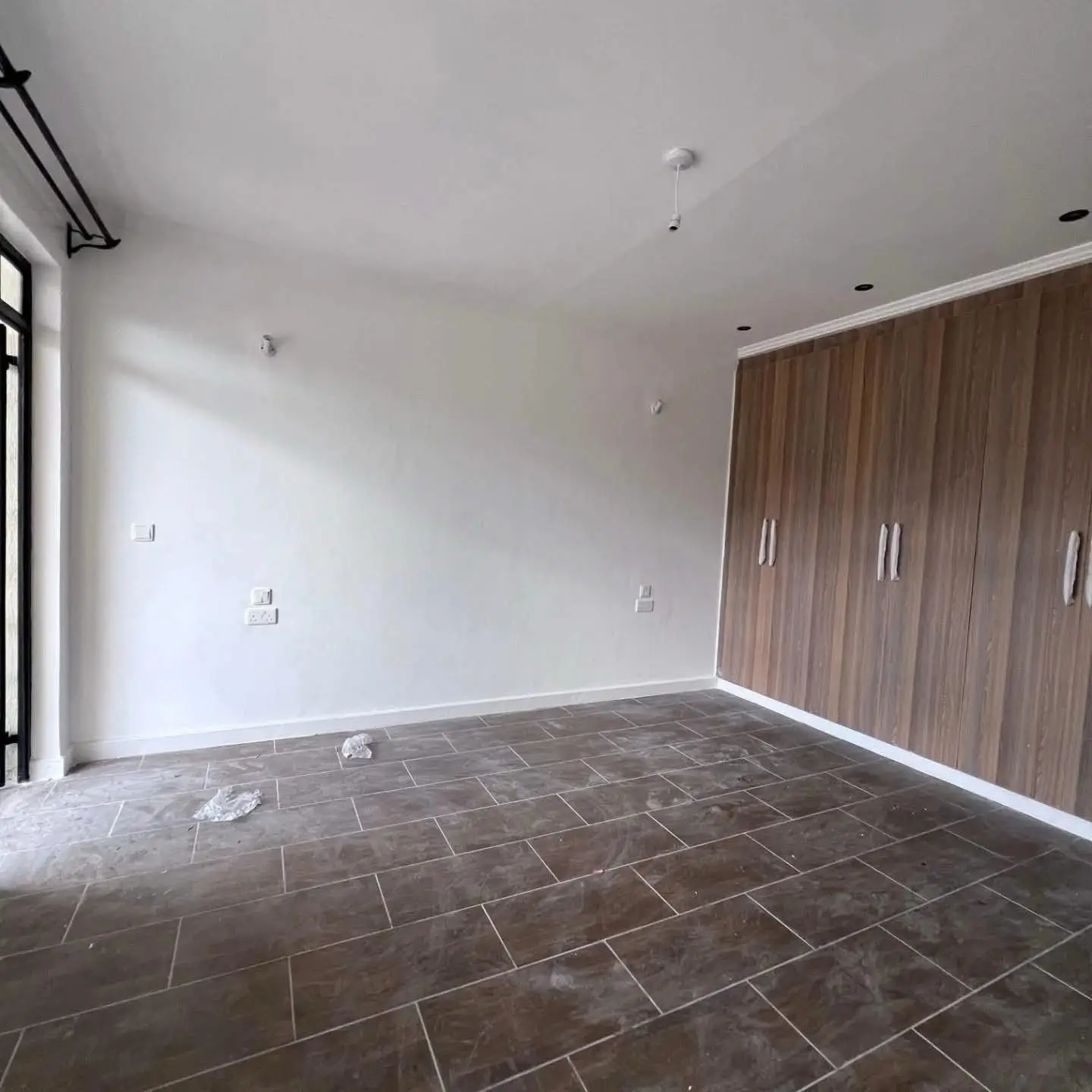 4 Bedroom Maisonette + DSQ for Sale/Rent thumbnail 13