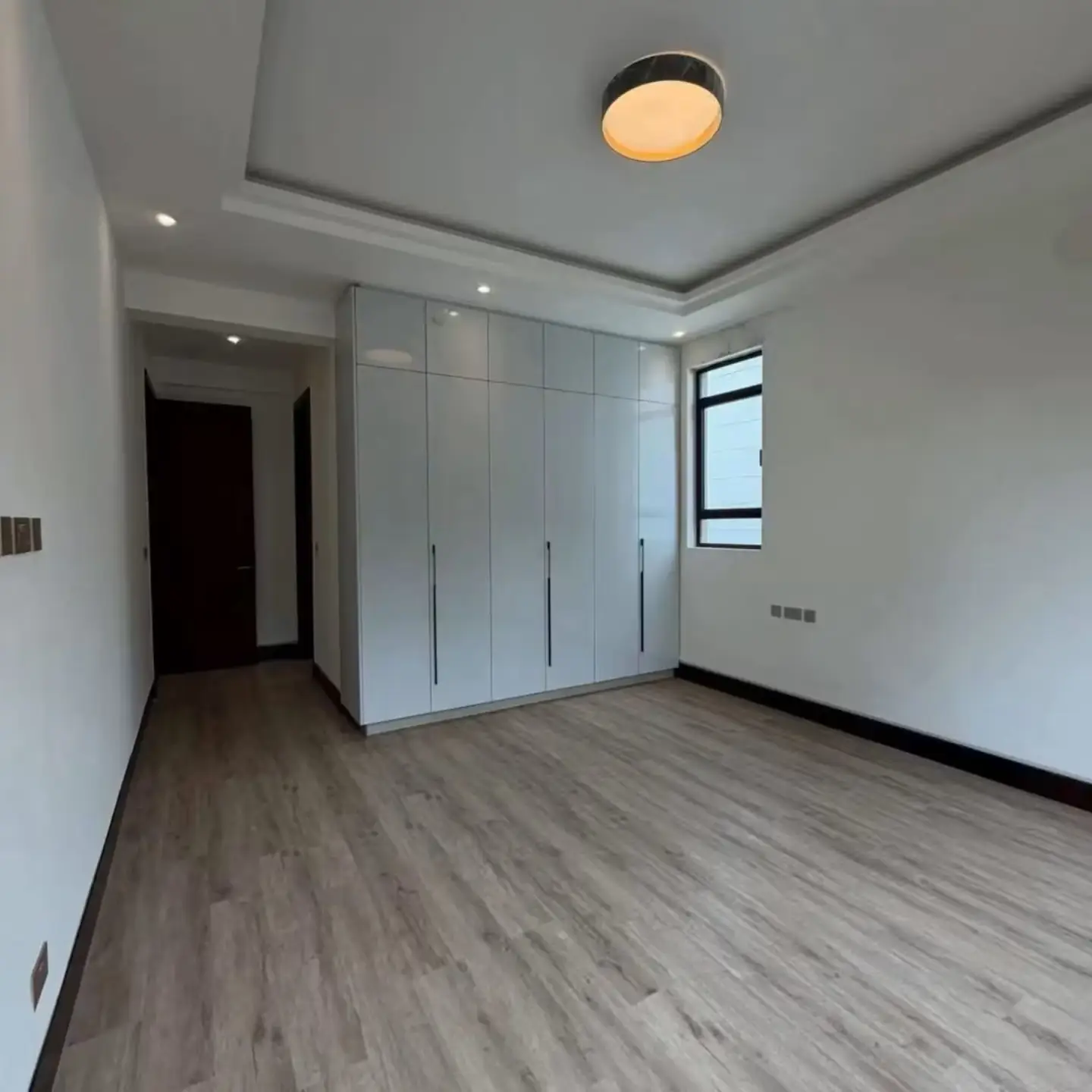 Luxury 6 Bedroom Villas for Sale In Kitisuru thumbnail 11