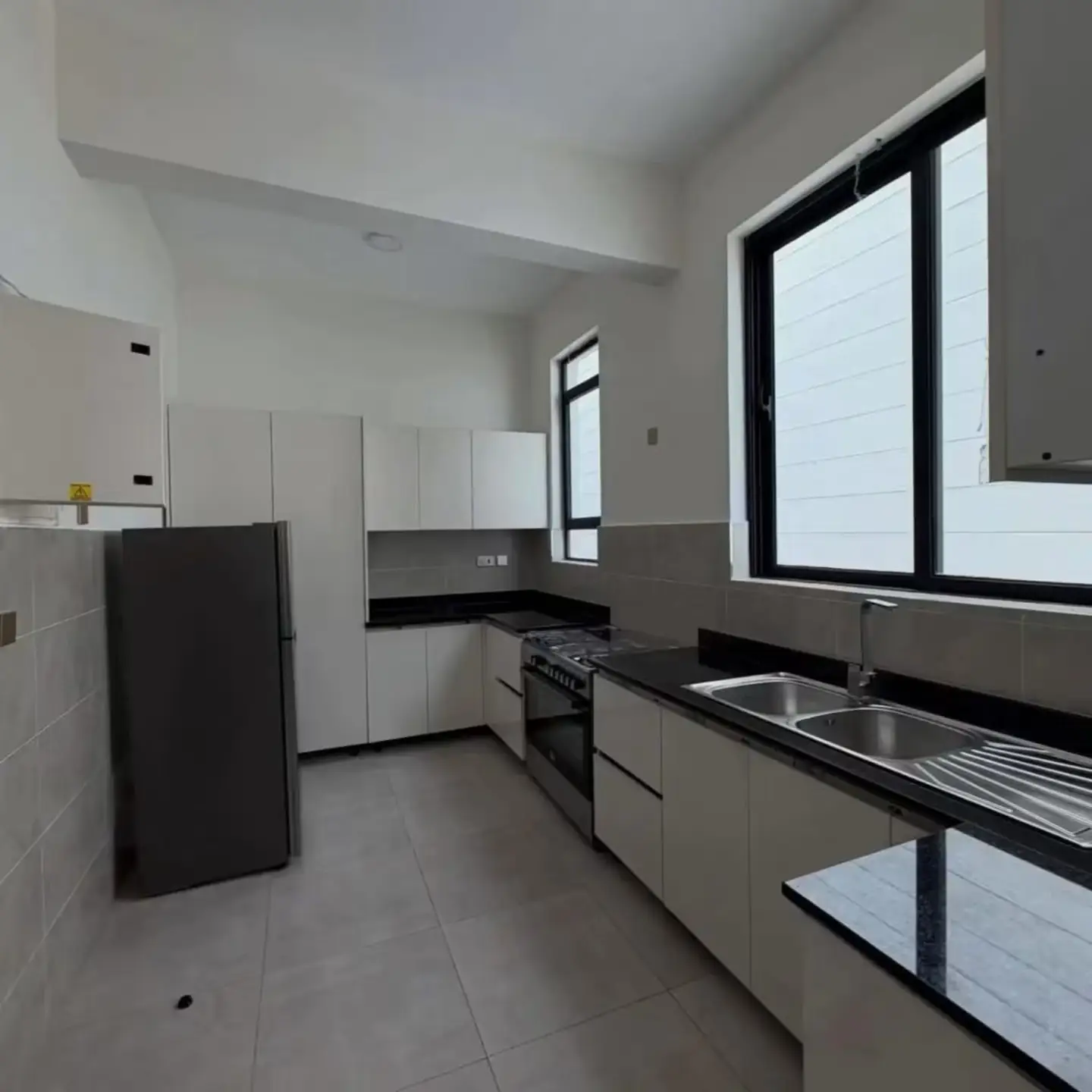 Luxury 6 Bedroom Villas for Sale In Kitisuru thumbnail 17
