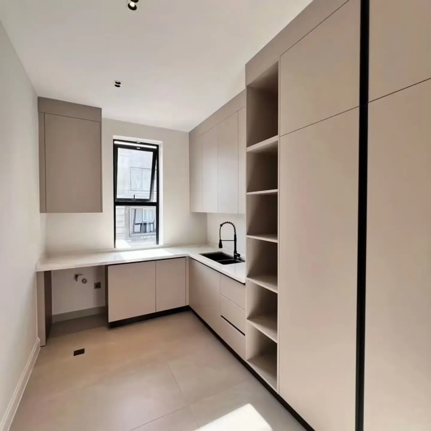 Luxury 5 Bedroom Villas for Sale thumbnail 5