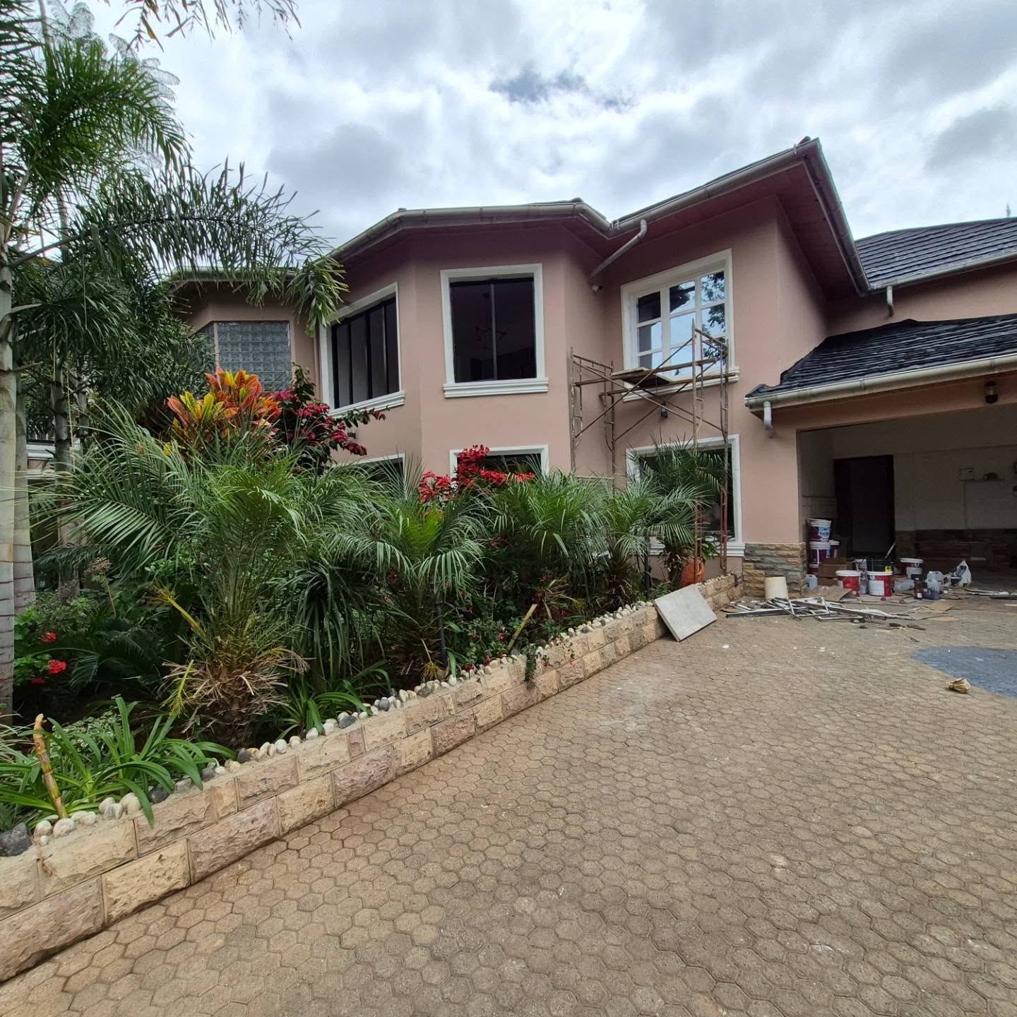 5 bedrooms Ambassadorial House For Rent in Runda Nairobi — Runda, Nairobi