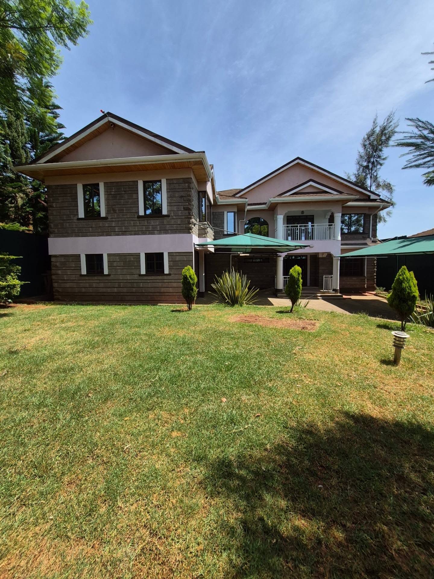7 Bedroom Mansion For Rent — Muthaiga, Nairobi
