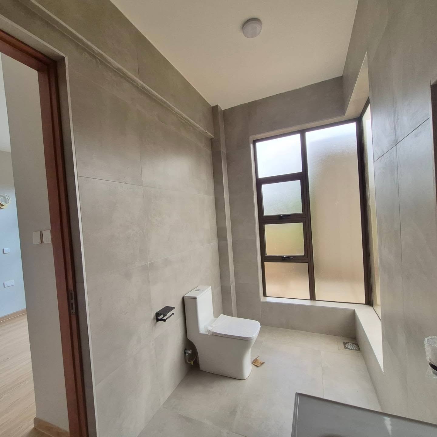 5-Bedroom + DSQ Villa | Karen thumbnail 8
