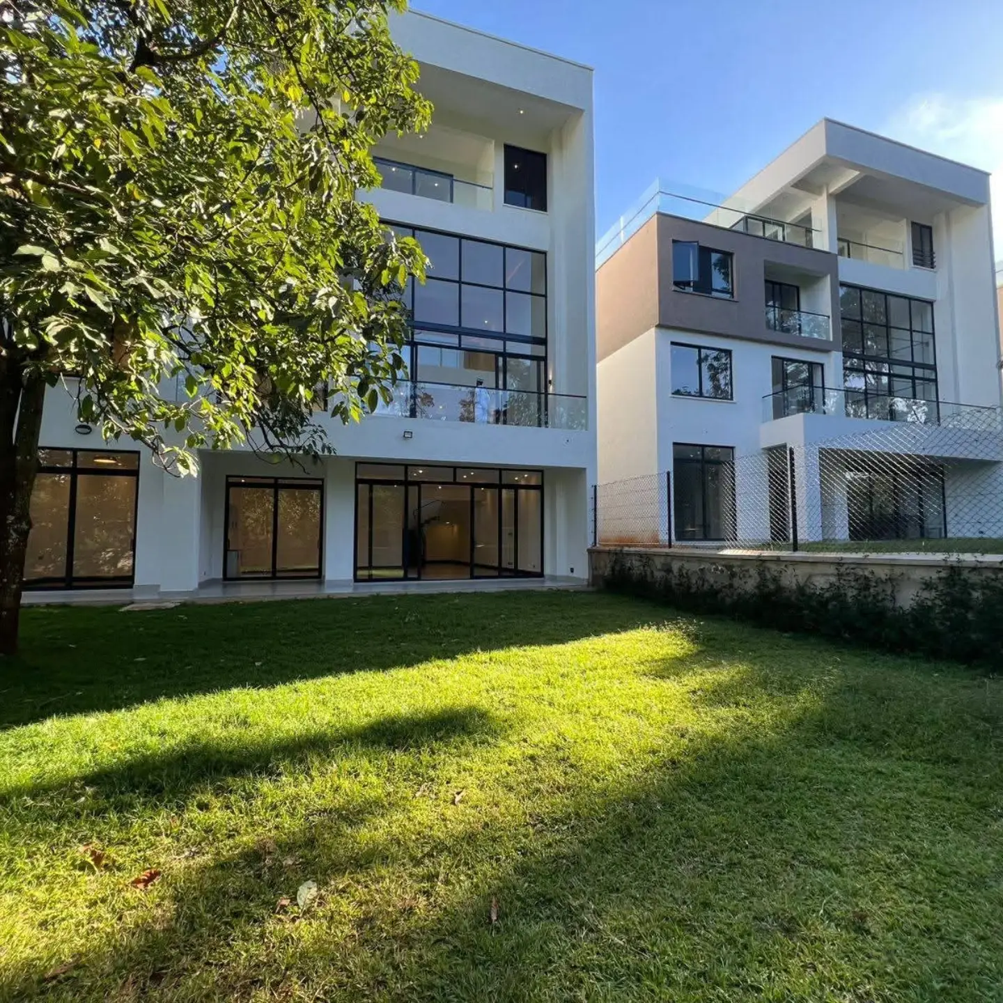 5-Bedroom + 2 DSQ Townhouse | thumbnail 2