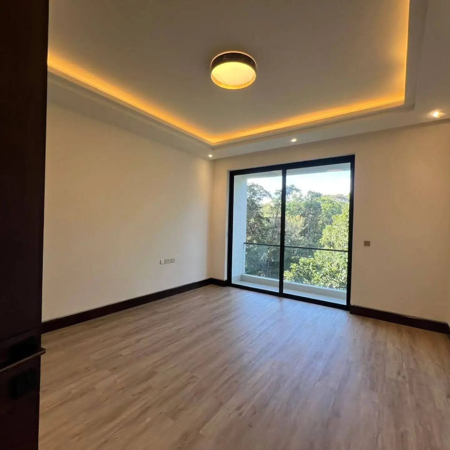 5-Bedroom + 2 DSQ Townhouse | thumbnail 9
