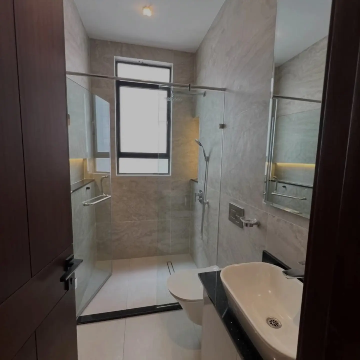 5 Bedroom Townhouse + 2 DSQ for Sale thumbnail 4