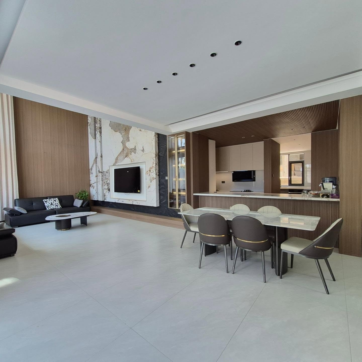 5-Bedroom Ultra-Luxury Villas for Sale thumbnail 3