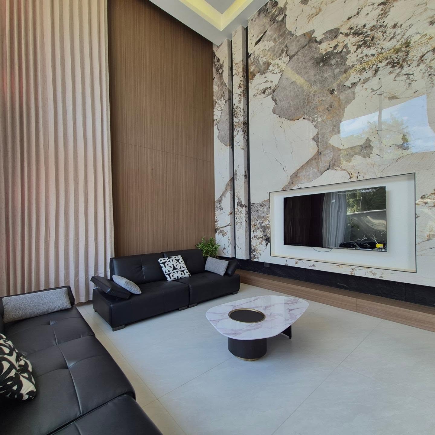 5-Bedroom Ultra-Luxury Villas for Sale thumbnail 4