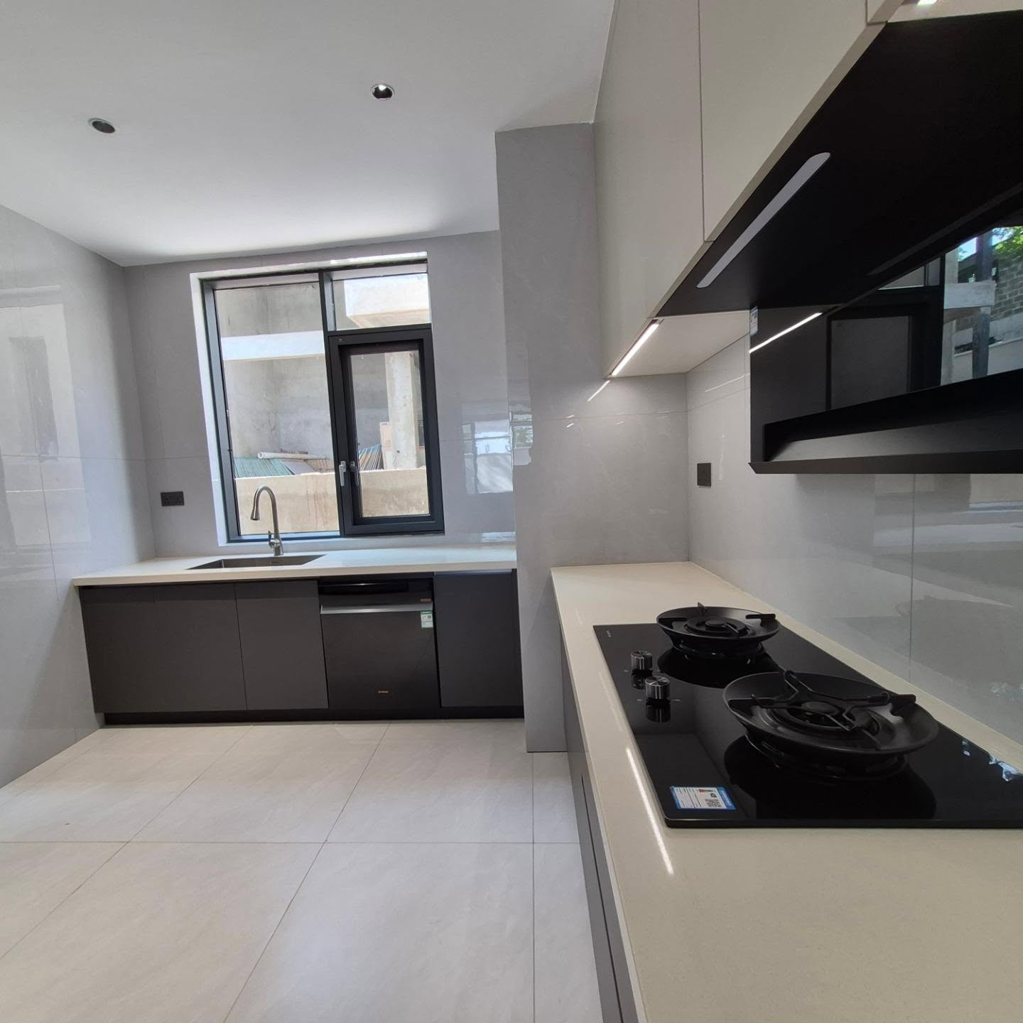 5-Bedroom Ultra-Luxury Villas for Sale thumbnail 6