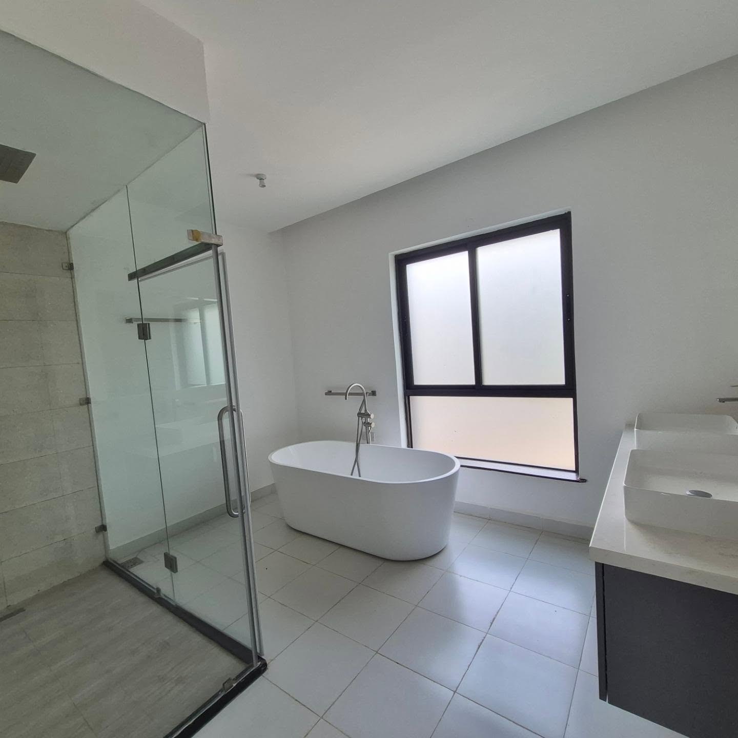 5-bedroom all-en-suite mansion for sale in Karen thumbnail 11