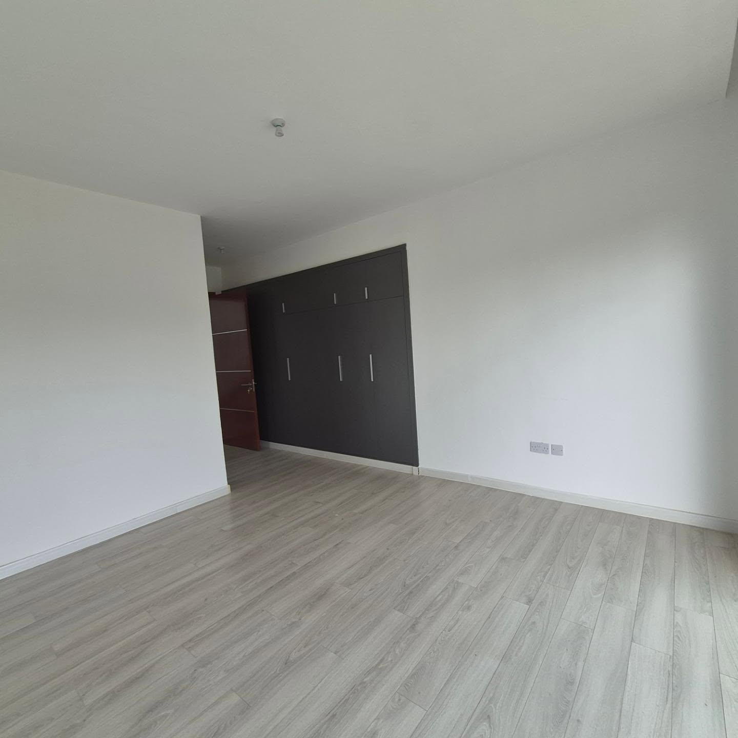 5-bedroom all-en-suite mansion for sale in Karen thumbnail 15