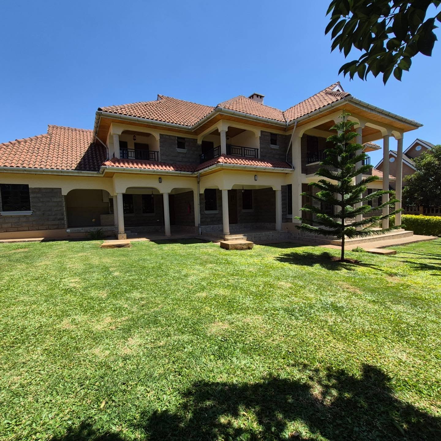 6 Bedroom House For Rent In Nairobi thumbnail 13