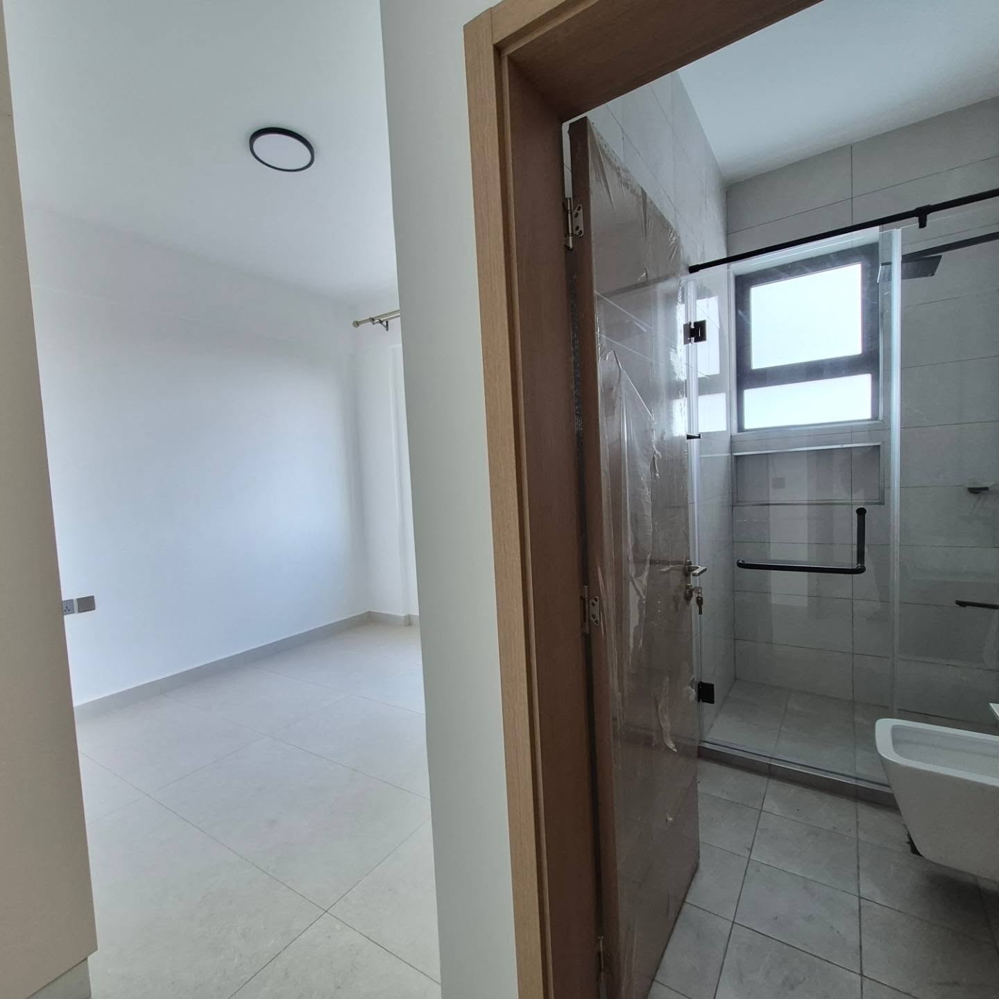 Spacious 2 & 3 bedroom plus dsq Apartments for rent thumbnail 13