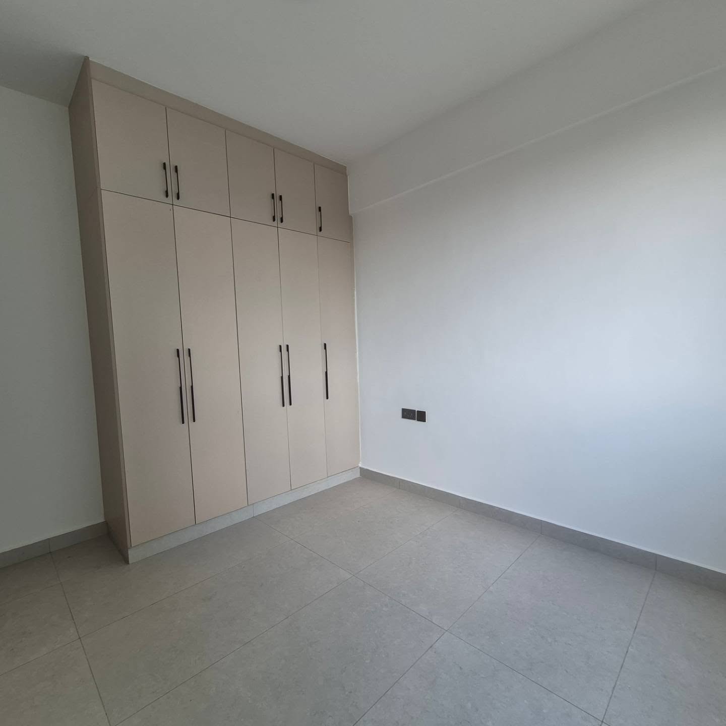 Spacious 2 & 3 bedroom plus dsq Apartments for rent thumbnail 17