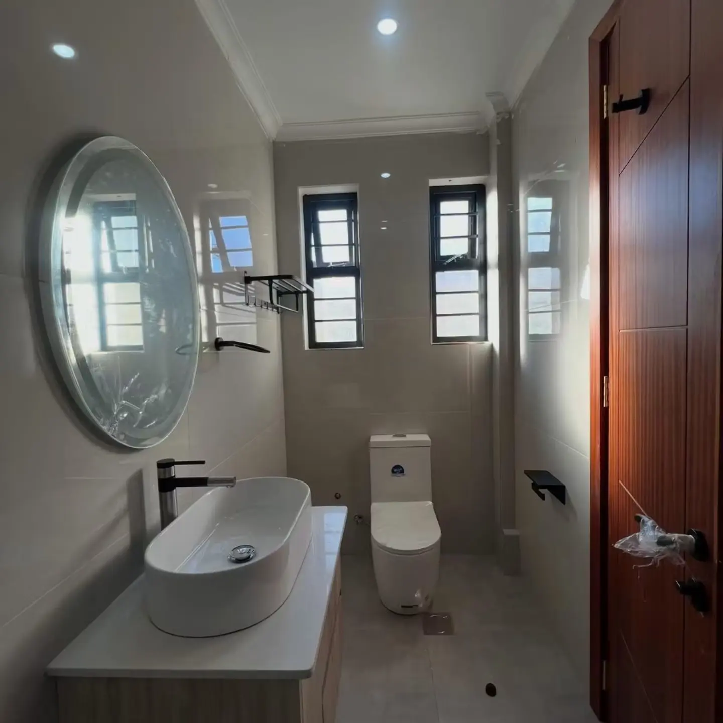 4, 5 & 6 Bedroom with Dsq Maisonettes for Sale thumbnail 16