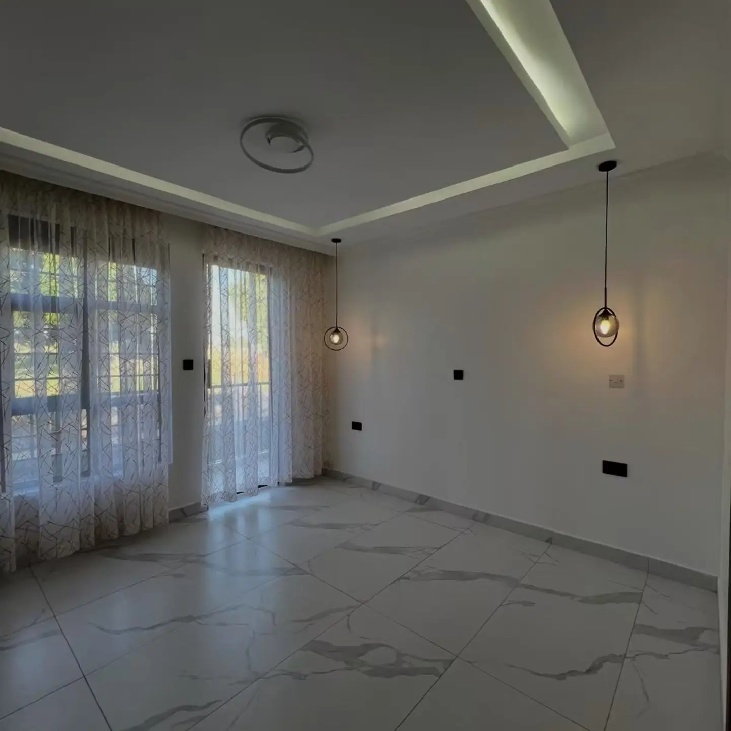 4, 5 & 6 Bedroom with Dsq Maisonettes for Sale thumbnail 19