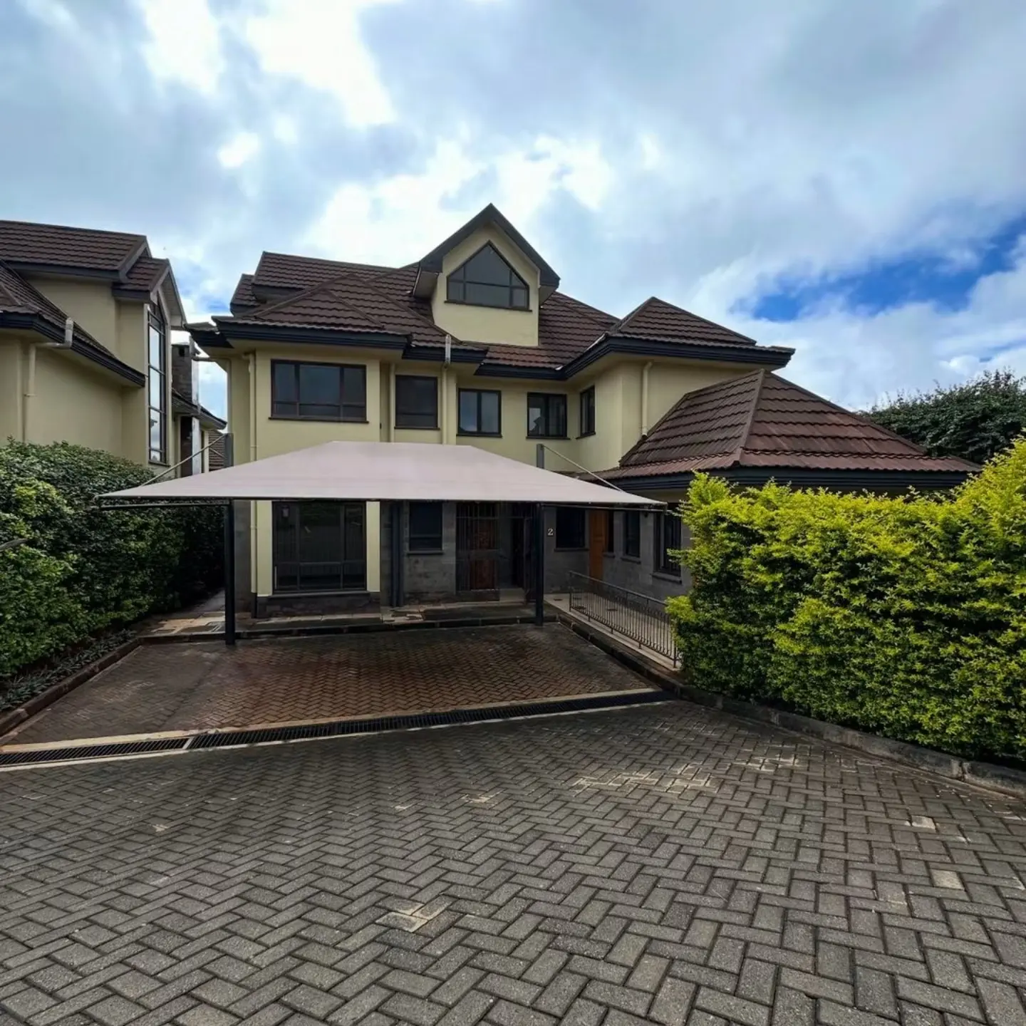 4 BEDROOM TOWNHOUSE FOR RENT — Runda, Nairobi