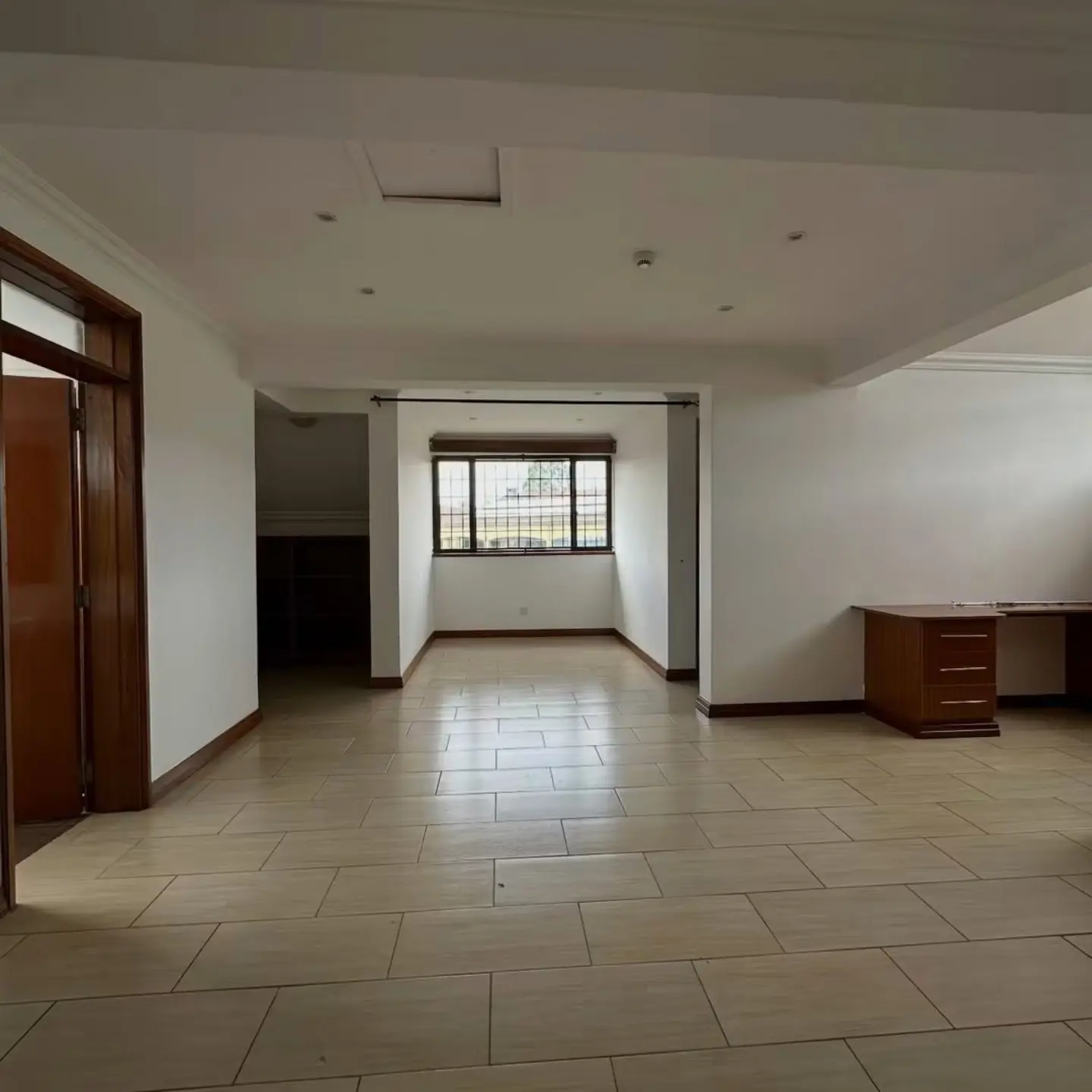 4 BEDROOM TOWNHOUSE FOR RENT thumbnail 16