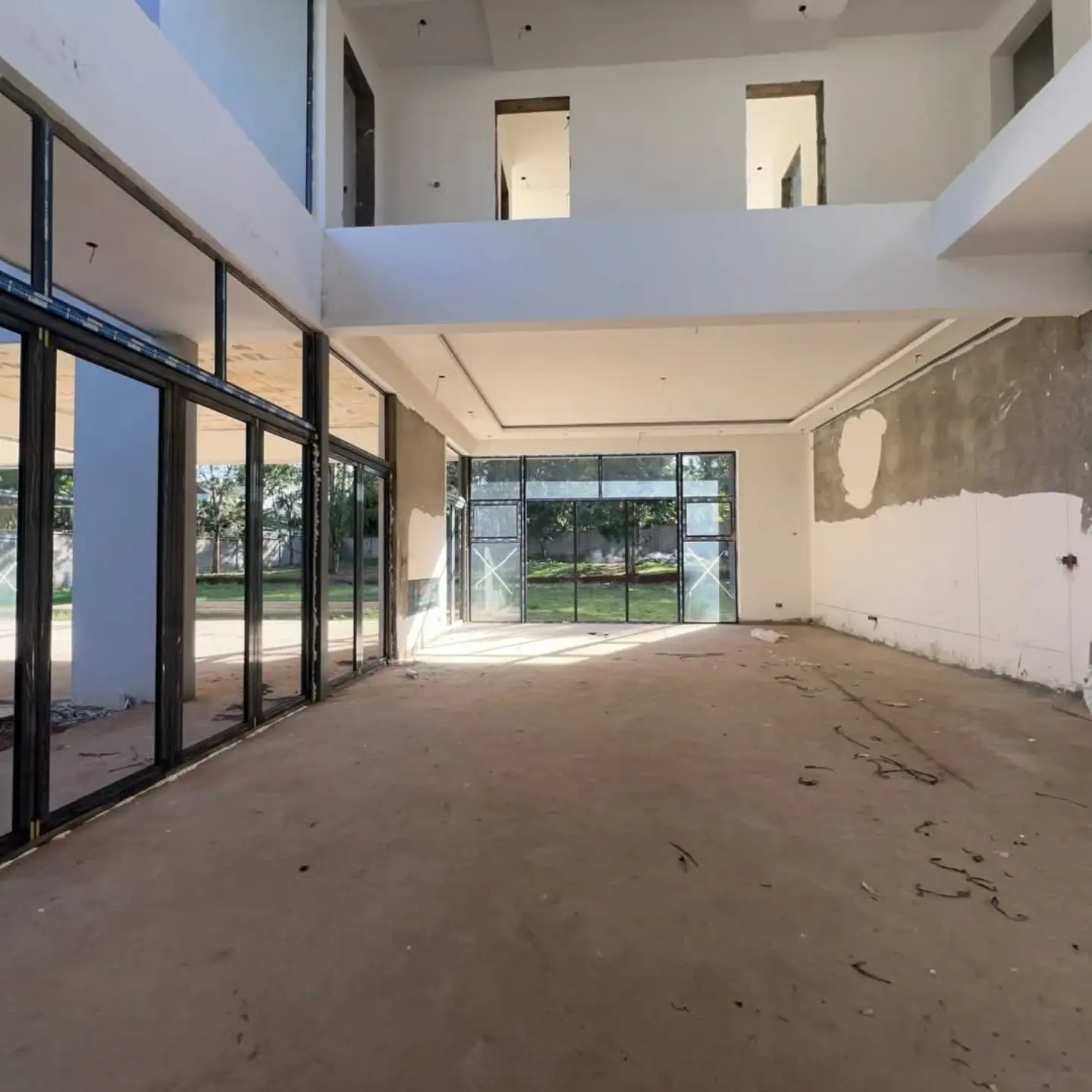 5 Bedroom Villas for Sale thumbnail 4