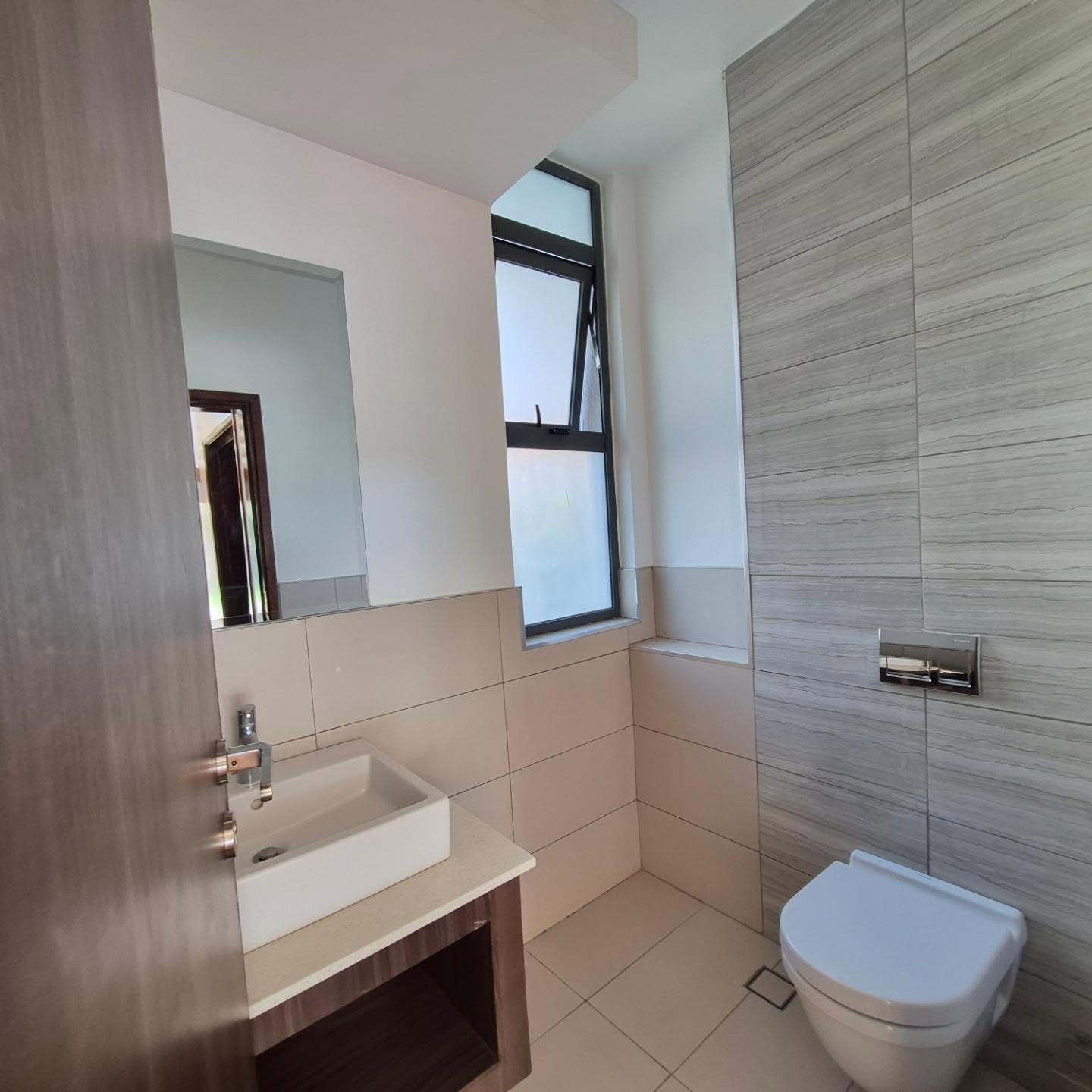 4 Bedroom House with DSQ for Sale thumbnail 8