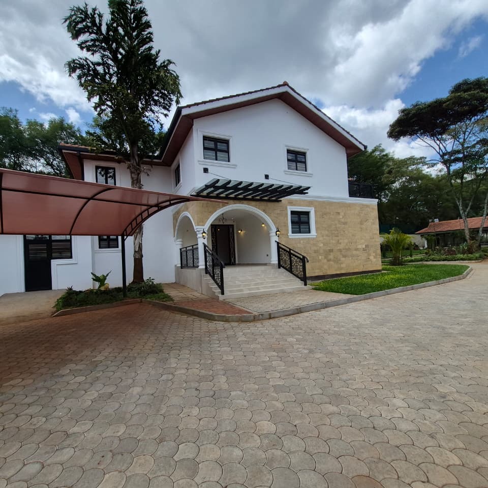 6-BEDROOM LUXURY HOUSE FOR SALE IN RUNDA thumbnail 7