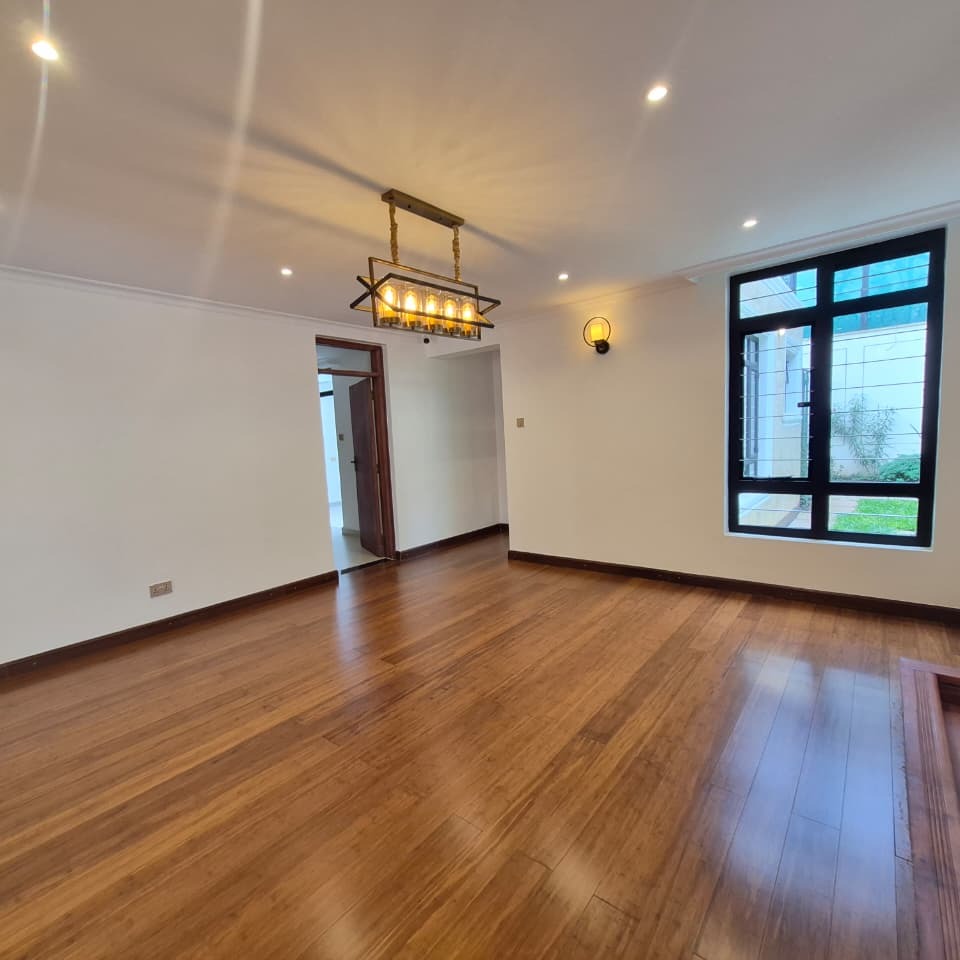 6-BEDROOM LUXURY HOUSE FOR SALE IN RUNDA thumbnail 12