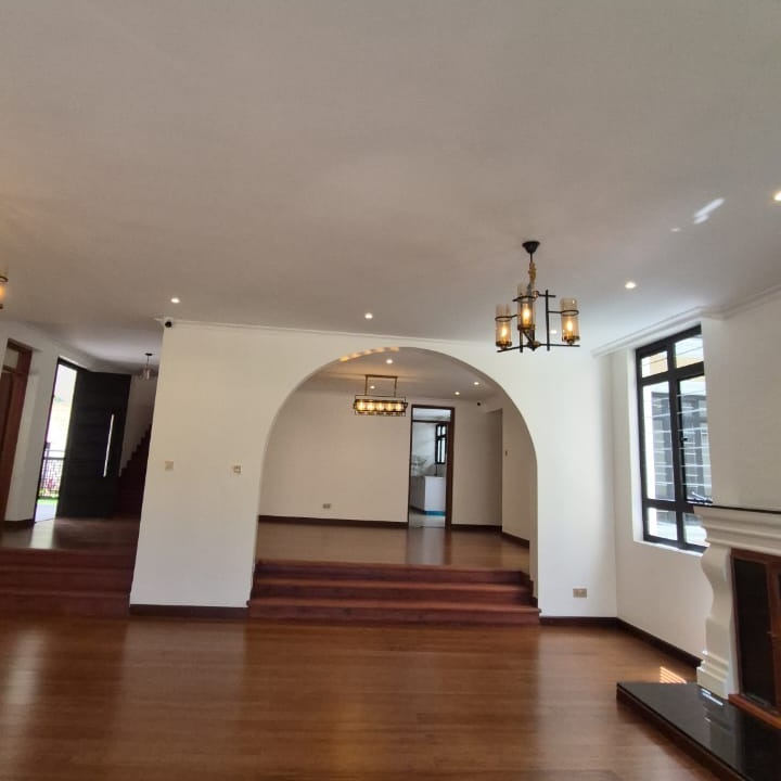 6-BEDROOM LUXURY HOUSE FOR SALE IN RUNDA thumbnail 16