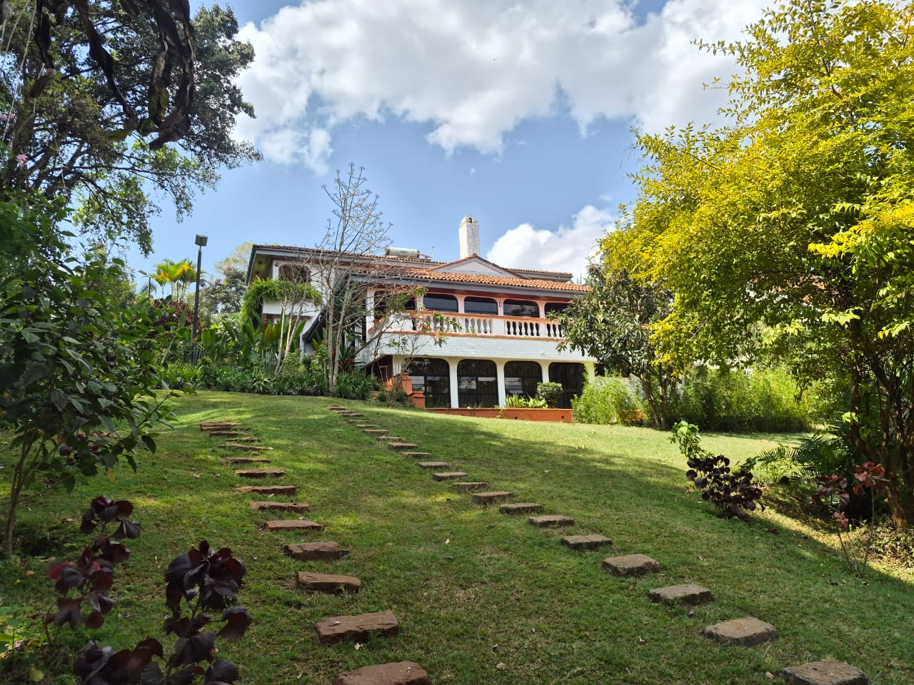 5 Bedroom House plus Dsq For Rent In Runda — Runda, Nairobi