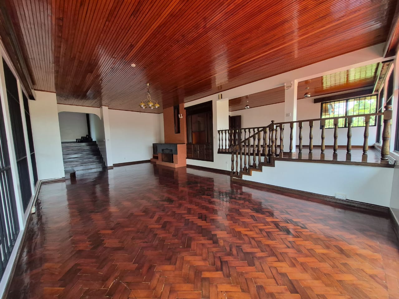 5 Bedroom House plus Dsq For Rent In Runda thumbnail 12