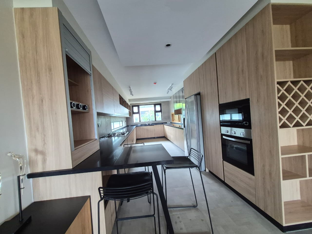 4-Bedroom Ultra-Luxury Townhouse in Lavington thumbnail 3